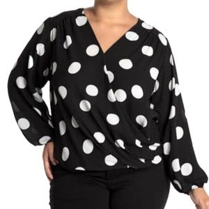 🌸HOST PICK🌸 🆕Gorgeous Polka Dot Blouse